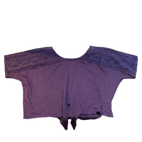 Sample- Shyanne Women’s Floral Blouse - Picture 1 of 3